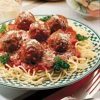 sphagetti and meat ball appearance