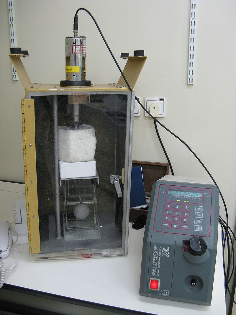 Ultrasonic homogenizer - Ultrasonic homogenizerImage source:Sonicator